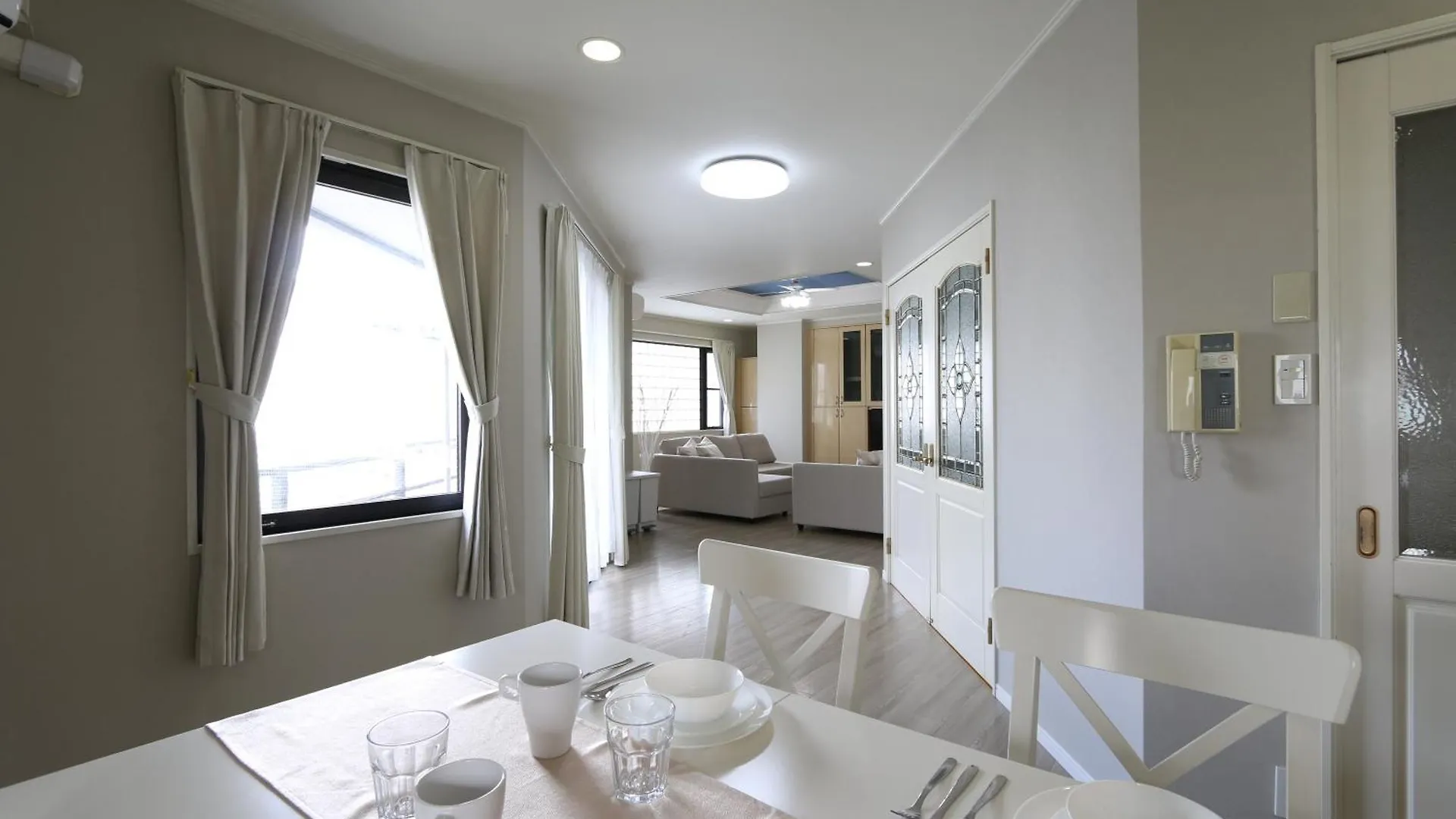 Elle Namba Villa Osaka 0*,